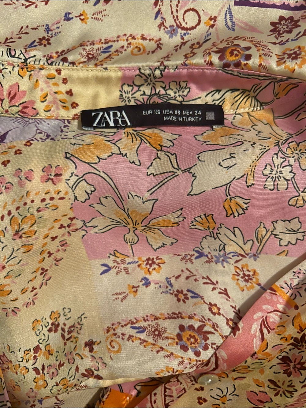 Zara Pastel Patchwork Floral Button-Up Blouse in Cream and Pink - Picture 2 of 2
